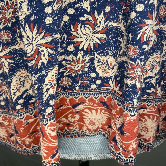 ⭐️Lucky Brand 3/4 length sleeve Notched-collar Boho v-neck Top size Small - Picture 6 of 6